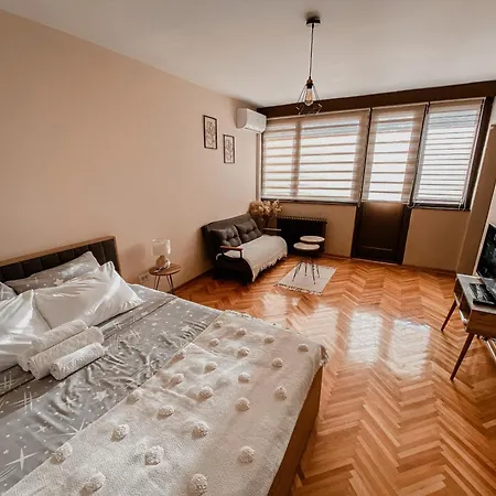 Manila Apartment Kragujevac Exterior photo